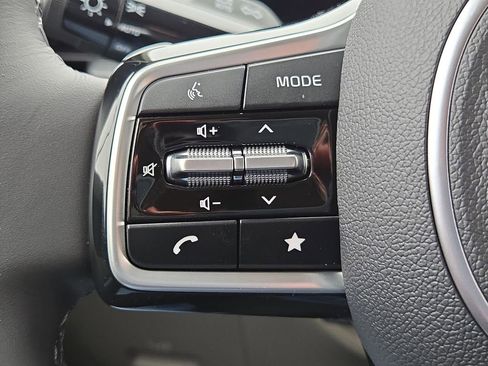 New 2026 Kia Carnival LXS image 30