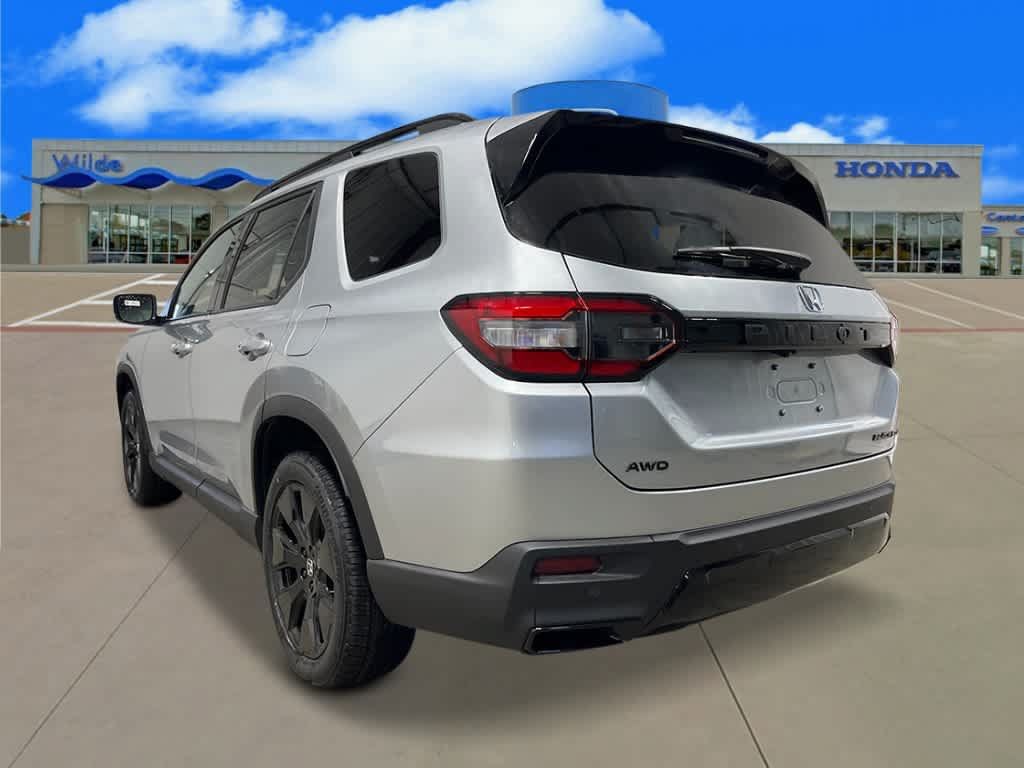 New 2026 Honda Pilot Black Edition image 3