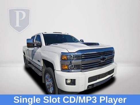 Used 2017 Chevrolet Silverado 2500 High Country w/ Duramax Plus Package image 13