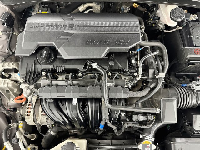 Used 2021 Hyundai Elantra SEL FWD image 36