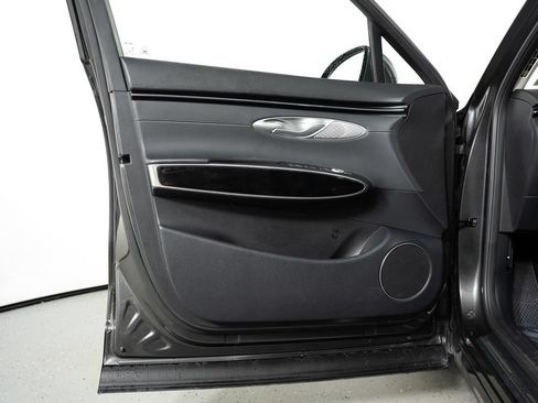 Used 2025 Genesis GV70 2.5T AWD/4WD image 34