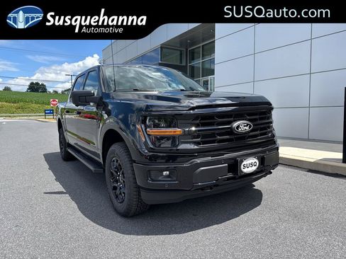 New 2026 Ford F150 XLT w/ Equipment Group 302A MID AWD/4WD image 1