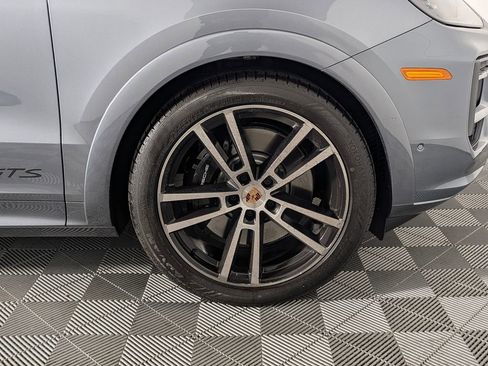 Certified 2026 Porsche Cayenne GTS AWD/4WD image 14