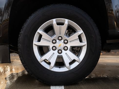 Used 2021 Chevrolet Colorado LT w/ LT Convenience Package image 14