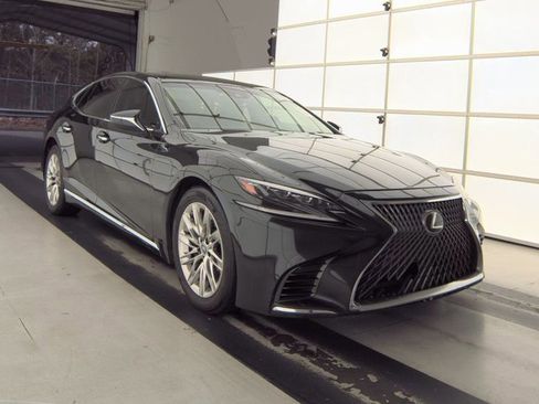 Used 2019 Lexus LS 500 image 3