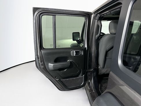 Used 2023 Jeep Wrangler Unlimited AWD/4WD image 24