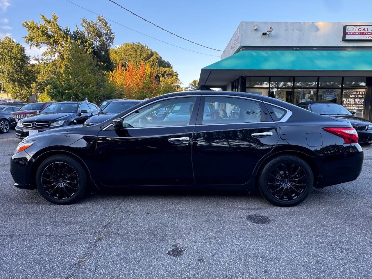 Used 2017 Nissan Altima 2.5 SV FWD image 5