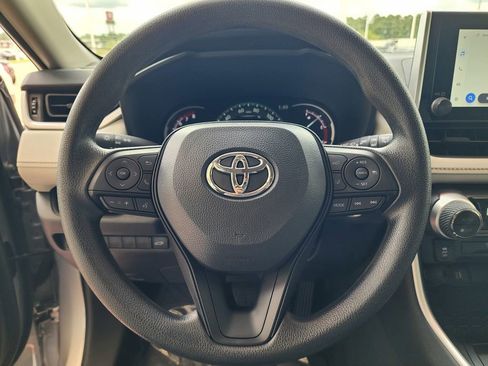Used 2025 Toyota RAV4 XLE w/ Convenience Package FWD image 18