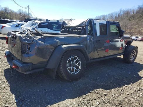 Used 2024 Jeep Gladiator Rubicon w/ Technology Group AWD/4WD image 4
