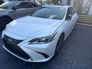 Used 2024 Lexus ES 250 w/ Premium Package AWD/4WD video 1