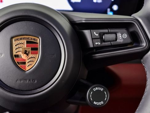 Certified 2025 Porsche Macan 4S Electric w/ Premium Package image 11