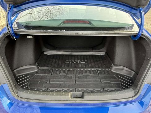 Used 2022 Honda Civic Sport image 8