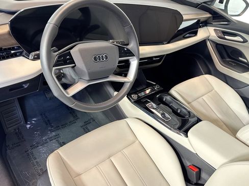 Used 2025 Audi A6 e-tron Premium Plus w/ Premium Plus RWD image 9