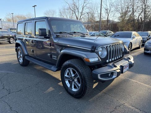 Used 2018 Jeep Wrangler Unlimited Sahara w/ Dual Top Group image 3