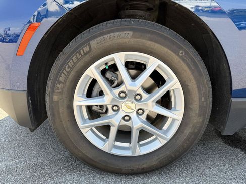 Used 2022 Chevrolet Equinox LS w/ LS Convenience Package FWD image 13