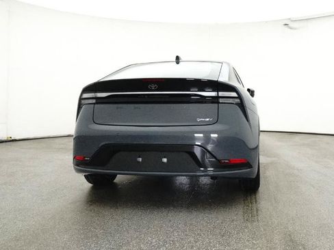 New 2026 Toyota Prius Plug-In Hybrid FWD image 37