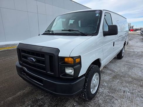 Used 2009 Ford E-150 and Econoline 150 Extended image 2