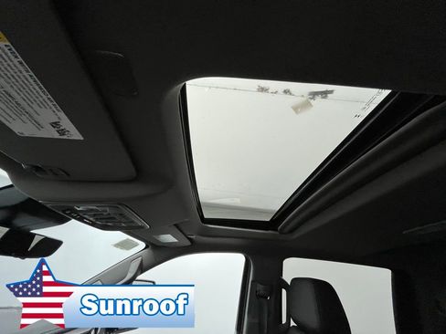 New 2024 GMC Sierra 2500 Denali w/ Denali Reserve Package image 7