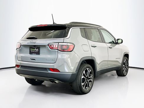 Used 2022 Jeep Compass Limited image 9