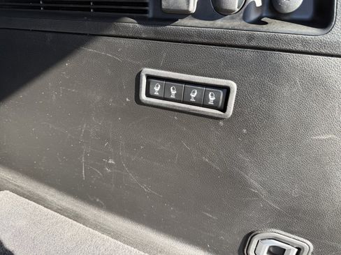 Used 2024 Jeep Wagoneer Series III AWD/4WD image 18