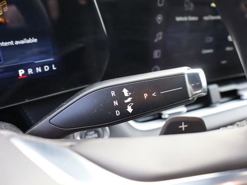 Used 2025 Chevrolet Equinox LT image 17