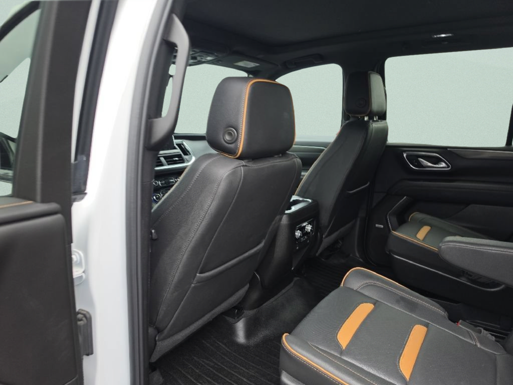 Used 2023 GMC Yukon AT4 AWD/4WD image 28
