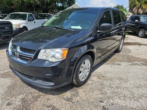 Used 2016 Dodge Grand Caravan SE w/ Quick Order Package 29E SE FWD image 5