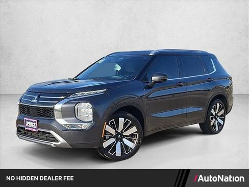Used 2025 Mitsubishi Outlander SEL FWD image 1