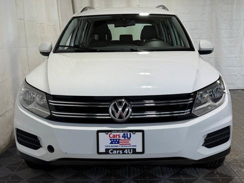 Used 2017 Volkswagen Tiguan S FWD image 2