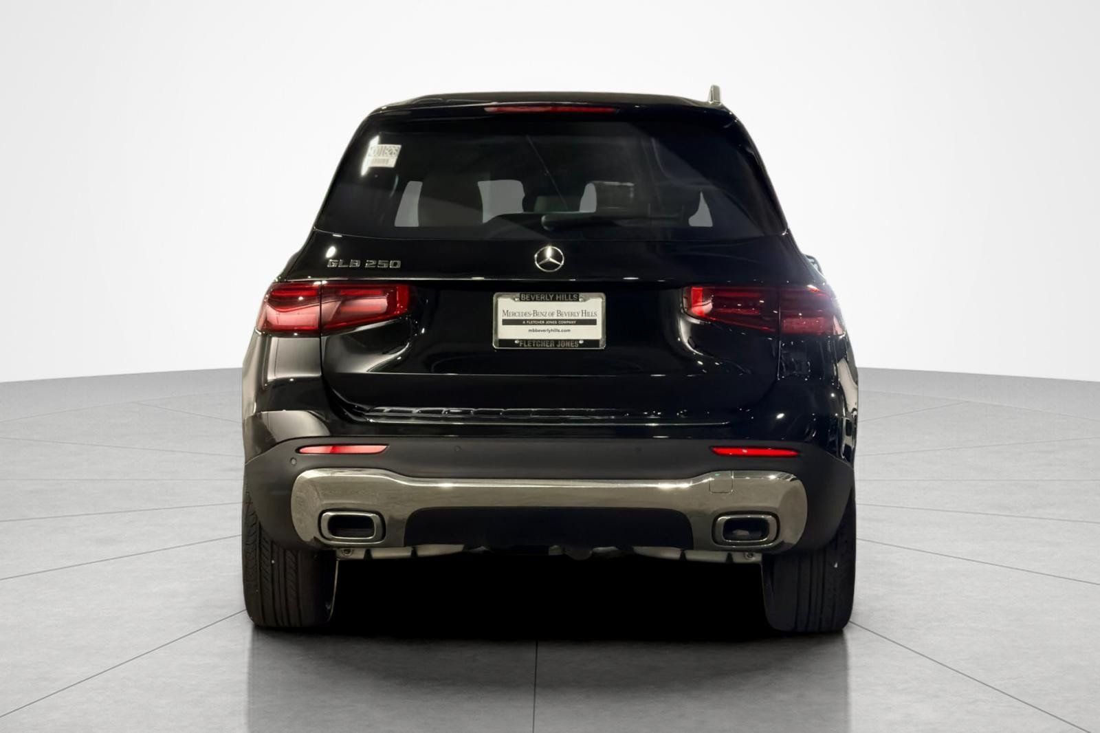 New 2026 Mercedes-Benz GLB 250 image 4