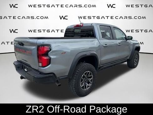 Used 2024 Chevrolet Colorado ZR2 w/ Technology Package AWD/4WD image 7