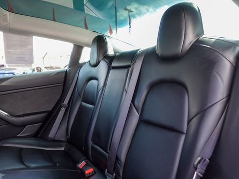 Used 2019 Tesla Model 3 Performance image 20