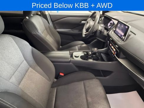 Used 2024 Nissan Rogue SV AWD/4WD image 21
