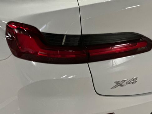 Used 2024 BMW X4 xDrive30i w/ Parking Assistance Package AWD/4WD image 27