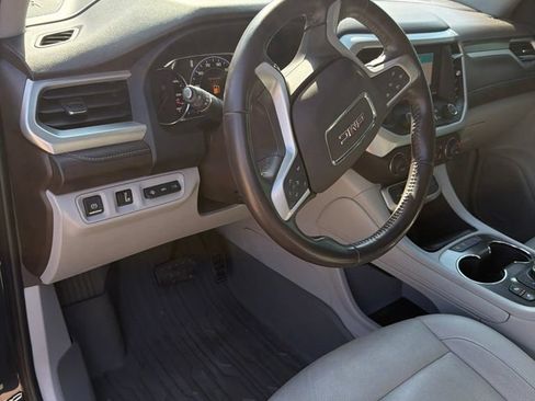Used 2020 GMC Acadia SLT w/ Driver Alert Package II FWD image 7