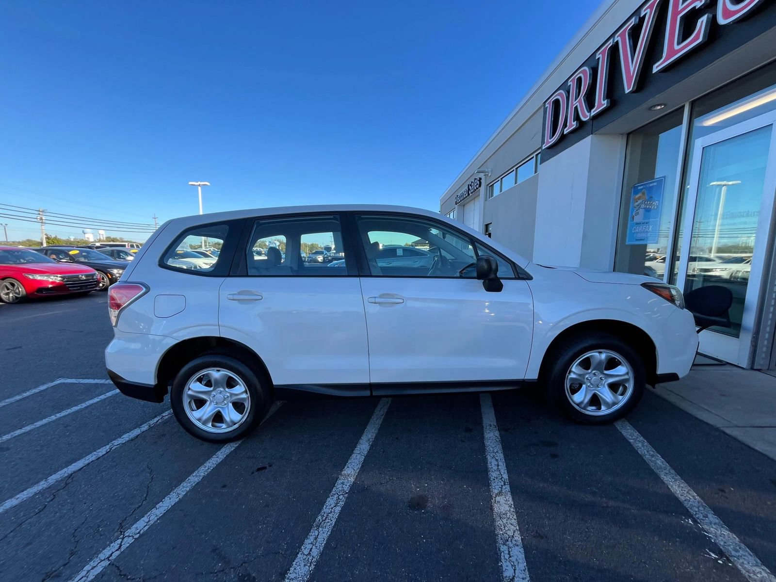 Used 2017 Subaru Forester 2.5i AWD/4WD image 12