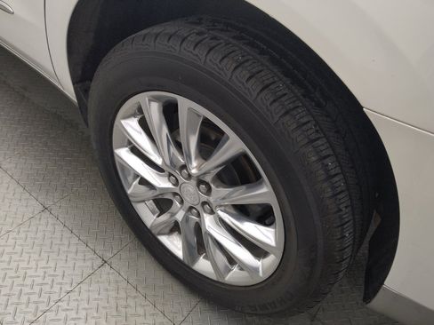 Used 2021 Buick Enclave Essence w/ Sound and Sites Package FWD image 31