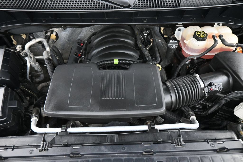 Used 2019 Chevrolet Silverado 1500 W/T w/ WT Convenience Package AWD/4WD image 14