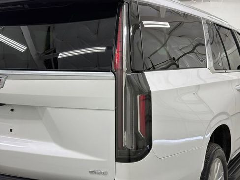 Used 2024 Cadillac Escalade ESV Premium Luxury w/ LPO, Floor Liner Package AWD/4WD image 16
