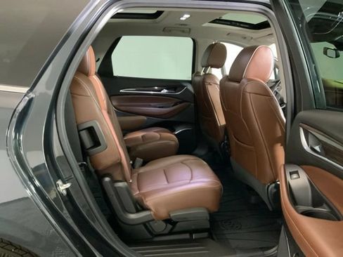 Used 2020 Buick Enclave Avenir w/ Avenir Technology Package AWD/4WD image 30