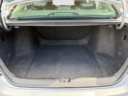 Used 2019 Honda Accord EX image 16