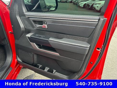 Used 2023 Toyota Sequoia Platinum AWD/4WD image 16