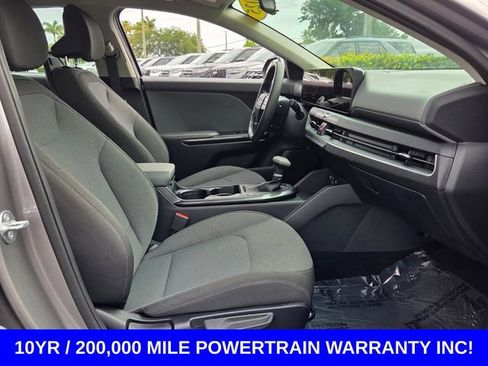 Used 2025 Kia K4 FWD image 17