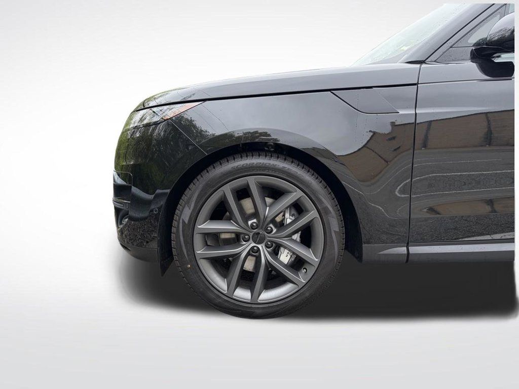 New 2026 Land Rover Range Rover Sport SE AWD/4WD image 9