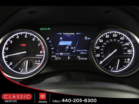 Certified 2018 Toyota Camry XLE image 8