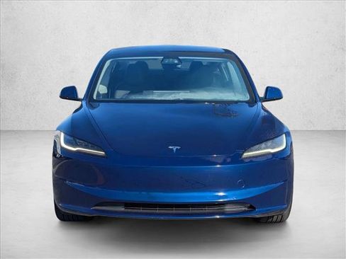 Used 2024 Tesla Model 3 image 2