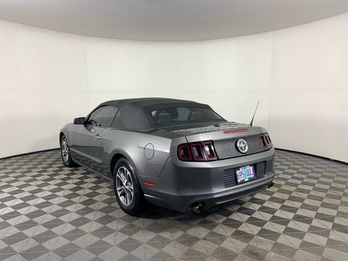 Used 2014 Ford Mustang Premium image 7