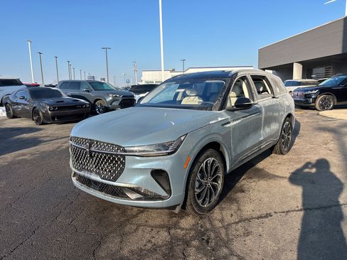 New 2026 Lincoln Nautilus Reserve AWD/4WD image 3
