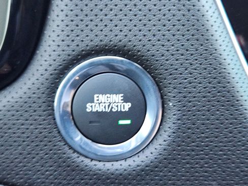 Certified 2026 Cadillac XT5 Luxury image 22