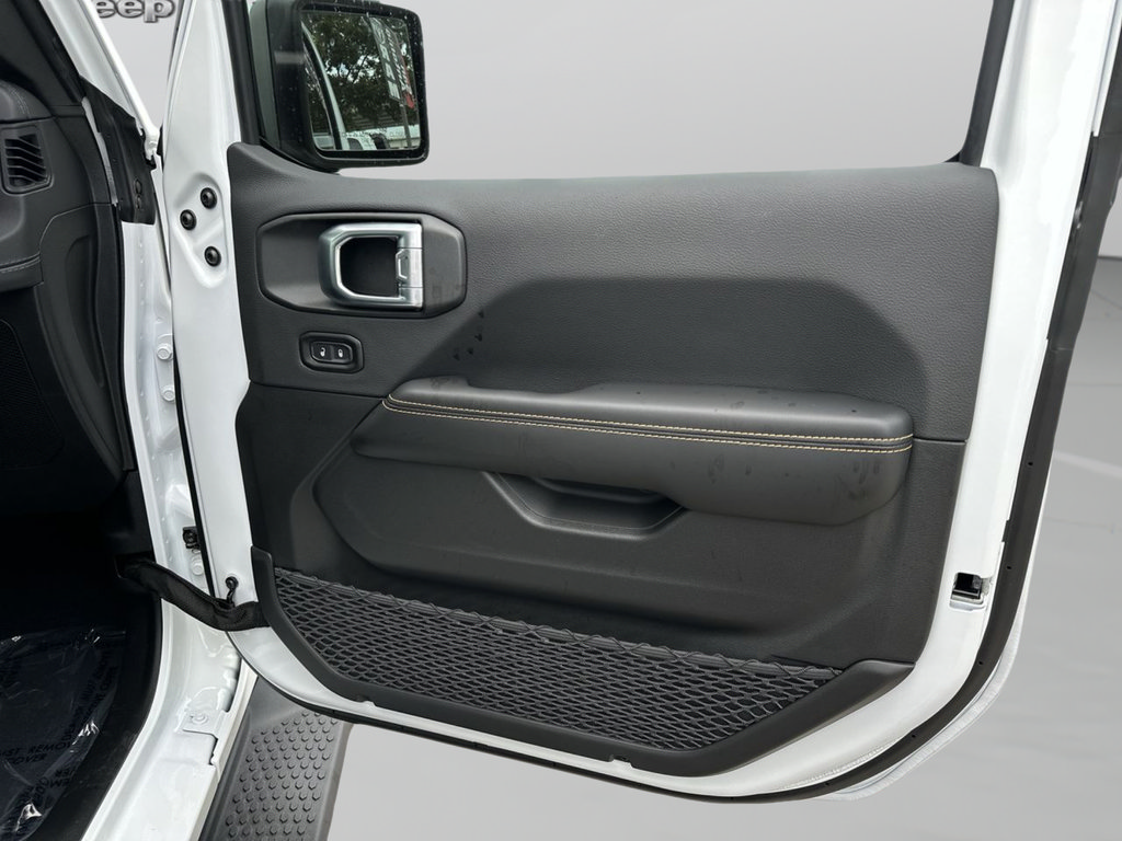 New 2026 Jeep Wrangler Unlimited Sahara AWD/4WD image 42